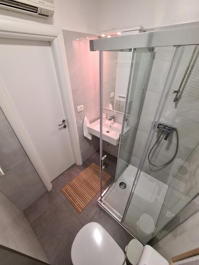 Apartman Monte Zaro Park 普拉 外观 照片
